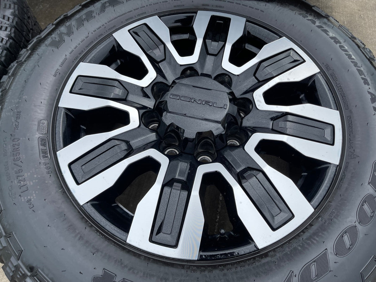 20" GMC Sierra DENALI ULTIMATE 2500 3500 OEM wheels rims 5958 14138 tires Texas Truck Tire