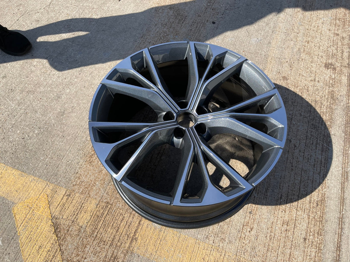 21" 21x10 Audi Q8 OEM 59102 wheel rim Q7 4M8601025S 2021 2022 2023 2024 2025 Texas Truck Tire