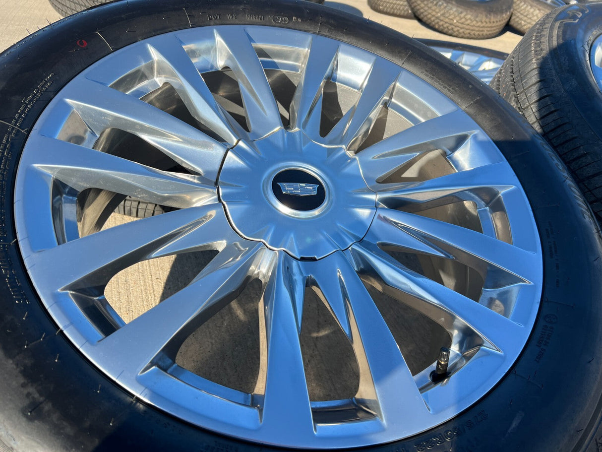 22" Cadillac Escalade Platinum OEM wheels rims 95026 tires NEW Texas Truck Tire