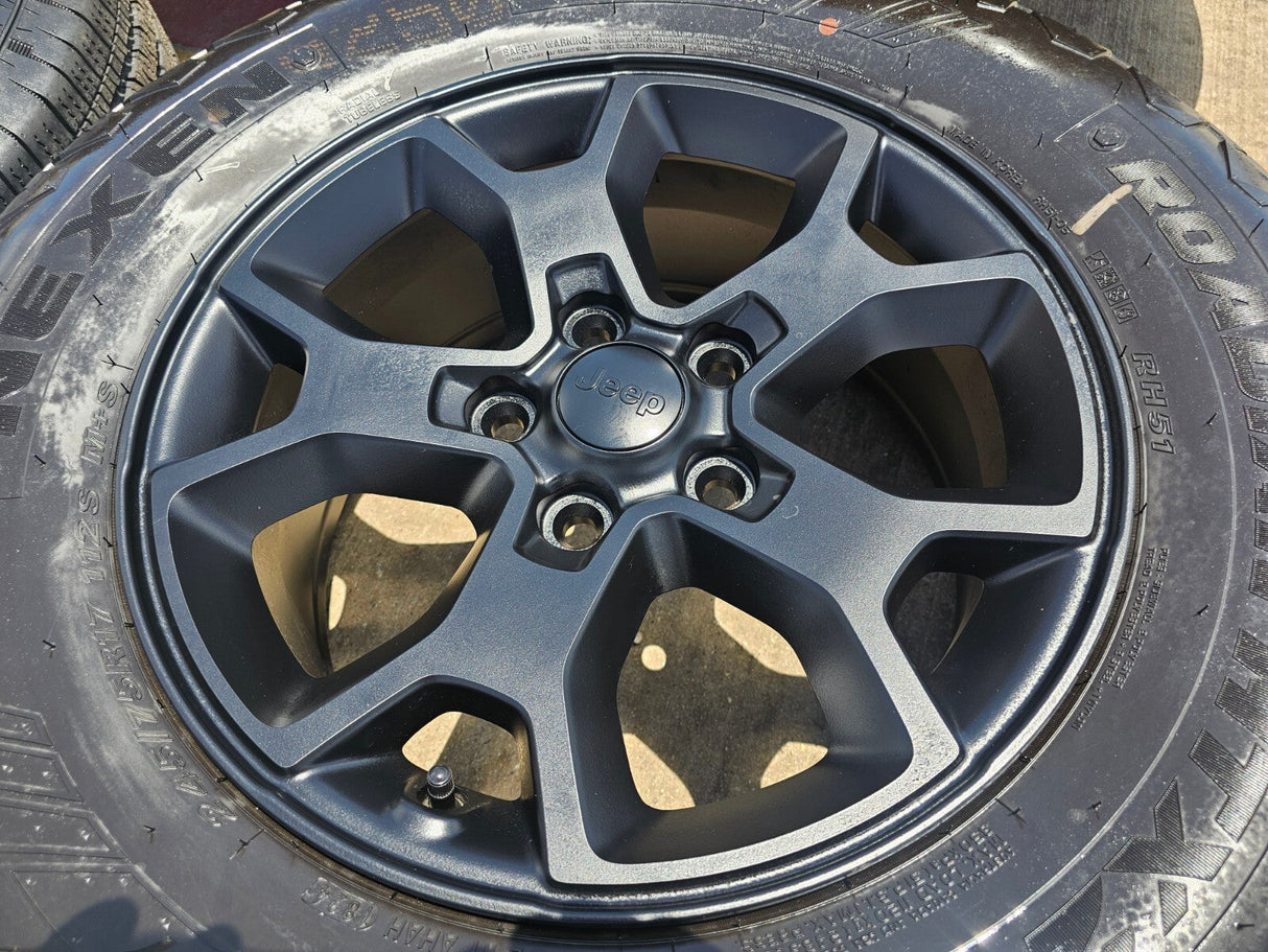 (1) 17" Jeep Wrangler Rubicon OEM 9218 wheel rim Gladiator tire NEXEN HTX2 NEW Texas Truck Tire