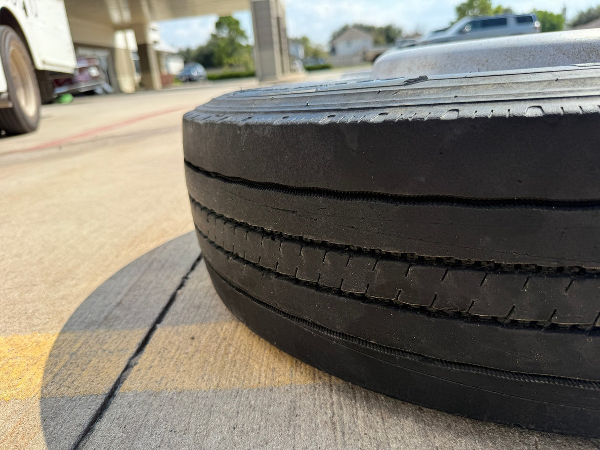 19.5" Ford F-450 Dually F-550 rim RAM 4500 OEM 10x225 spare Texas Truck Tire