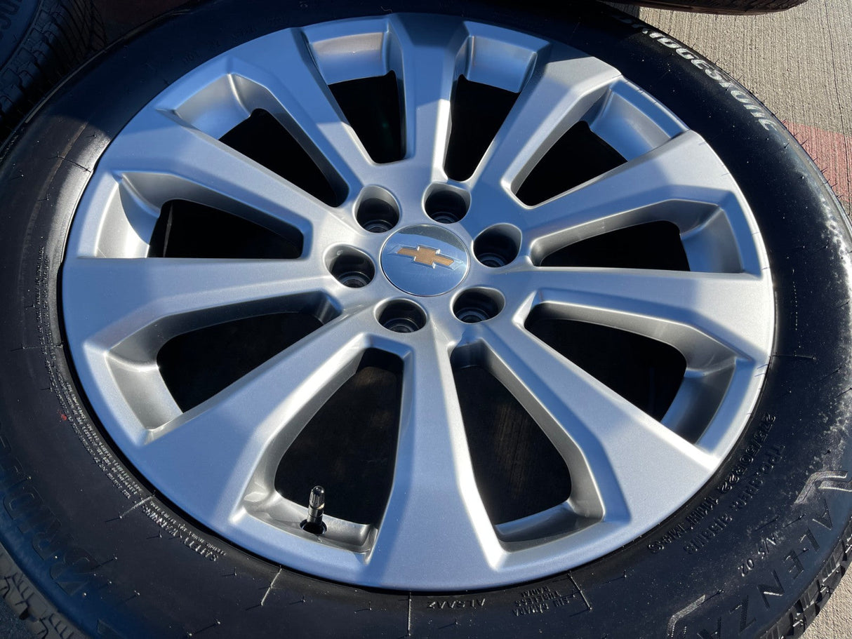 22" Chevy Silverado High Country OEM 5922 wheels rims Tahoe 2024 2025 2026 NEW Texas Truck Tire