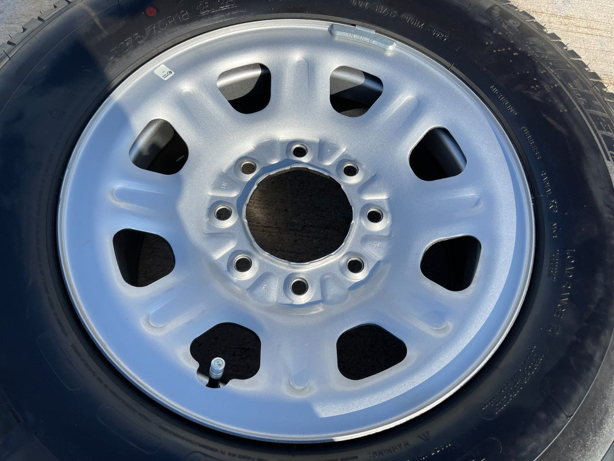 18" Chevy Silverado GMC Sierra 2500 3500 OEM 8096 wheel rim spare MICHELIN NEW Texas Truck Tire