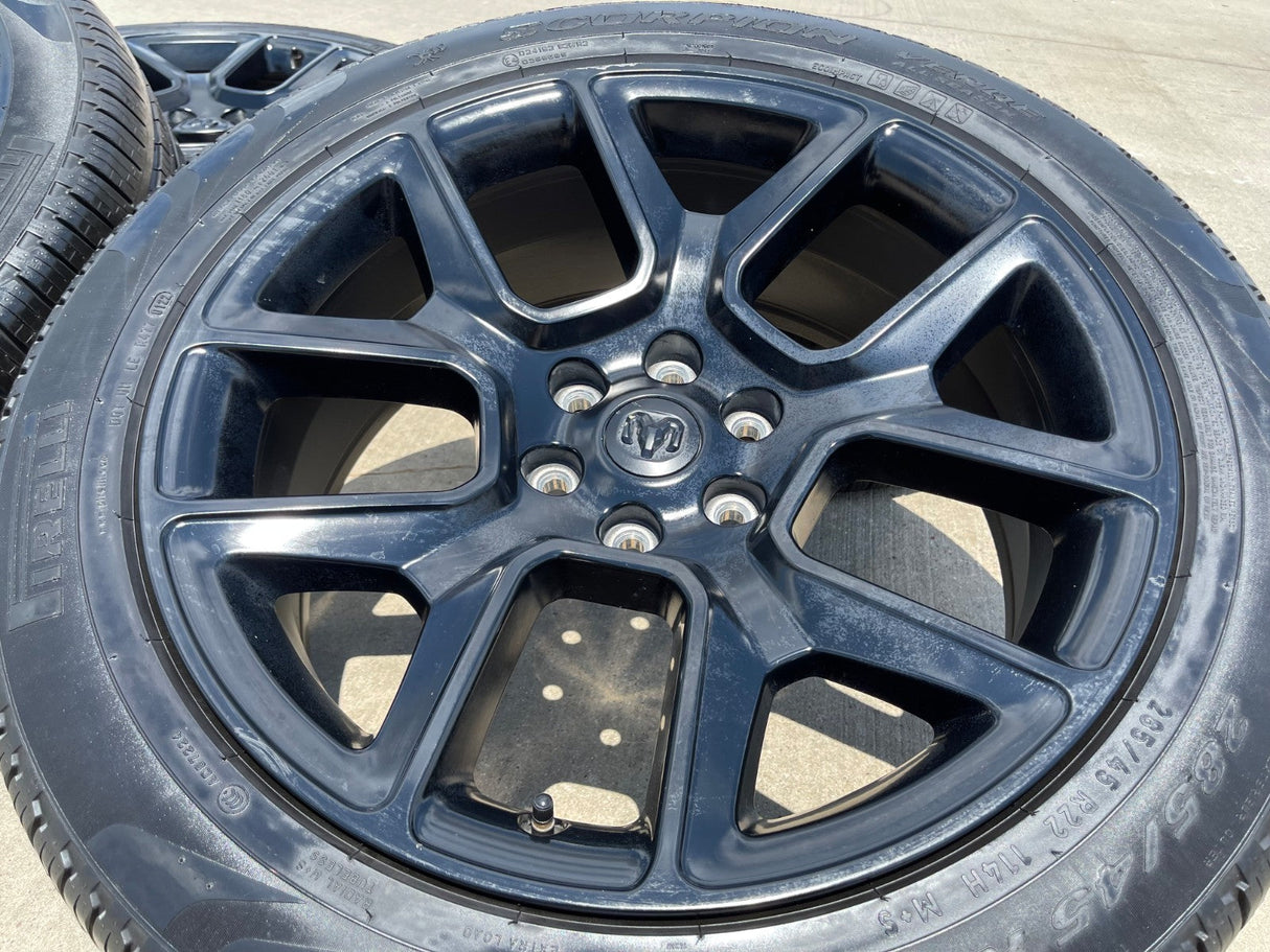 22" Dodge Ram 1500 OEM LIMITED Laramie wheels rims black 2725 2684 PIRELLI Texas Truck Tire