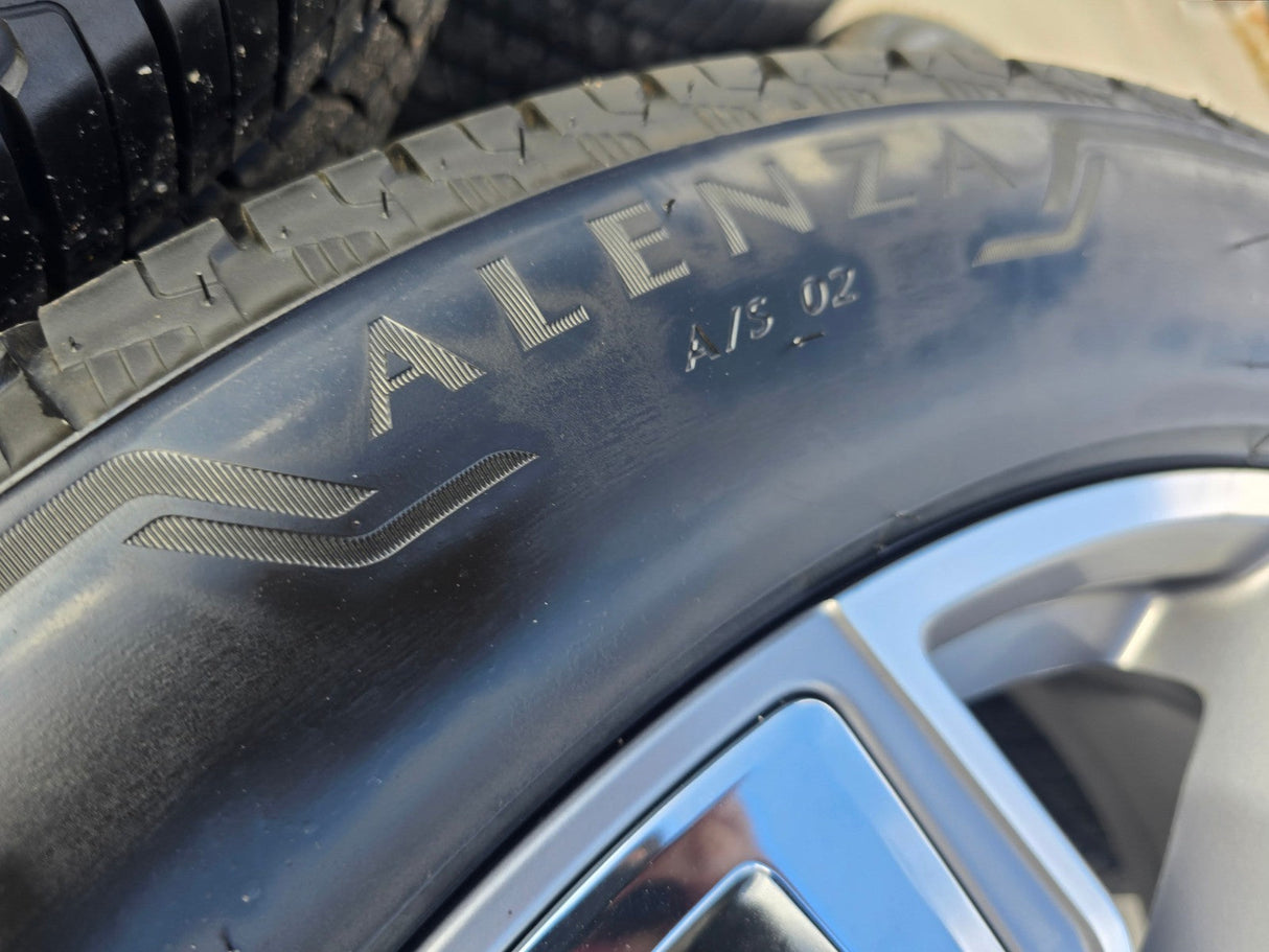 22" GMC Yukon Chevy Tahoe Escalade OEM chrome 95513 wheels rims tires NEW Texas Truck Tire