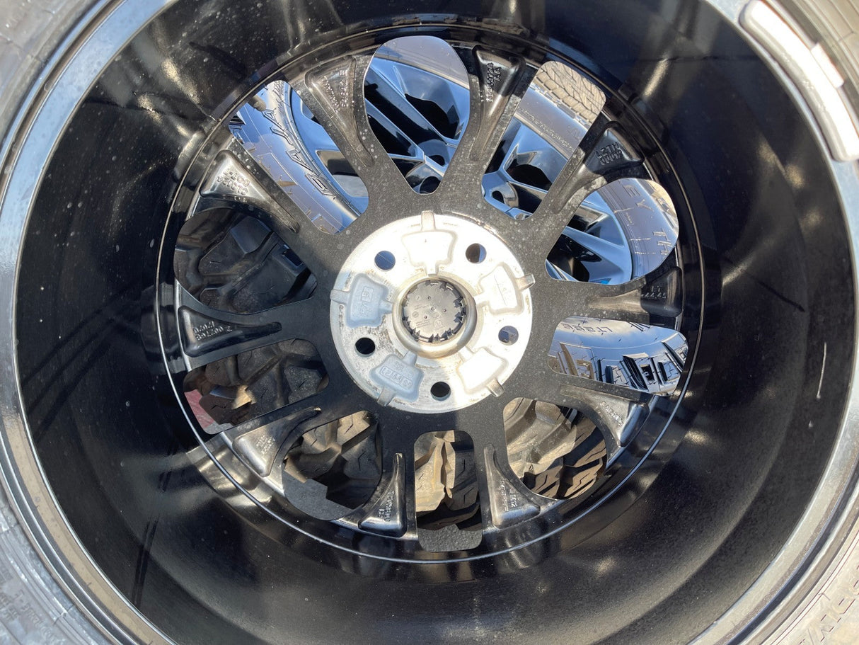20" Jeep Wrangler HIGH ALTITUDE 9262 96902 OEM wheels rims Gladiator MICKEY 35" Texas Truck Tire