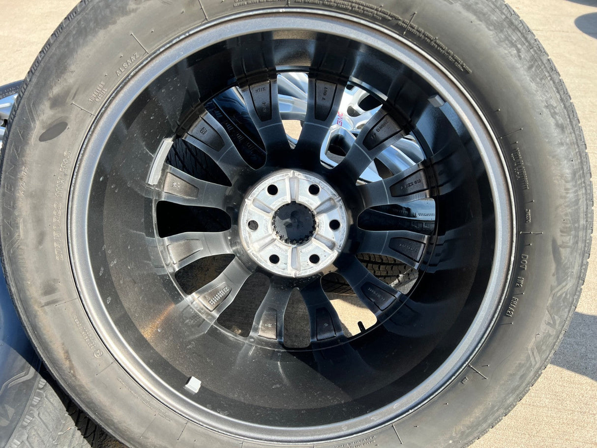 22" GMC Yukon Sierra DENALI OEM wheels rims 14025 97000 tires BRIDGESTONE Texas Truck Tire