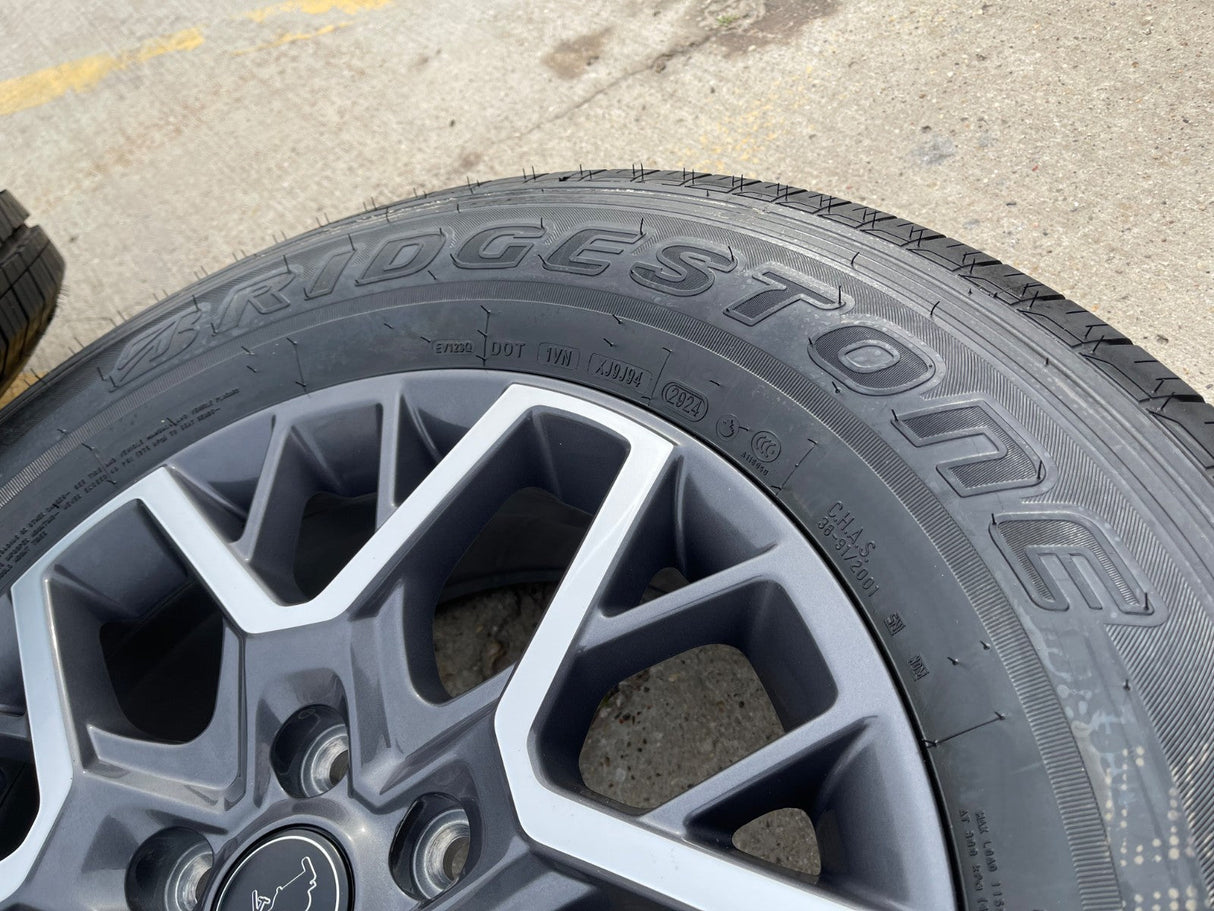 18" Jeep Wrangler Grand Cherokee Gladiator OEM 9331 wheels rims 2025 2026 NEW Texas Truck Tire