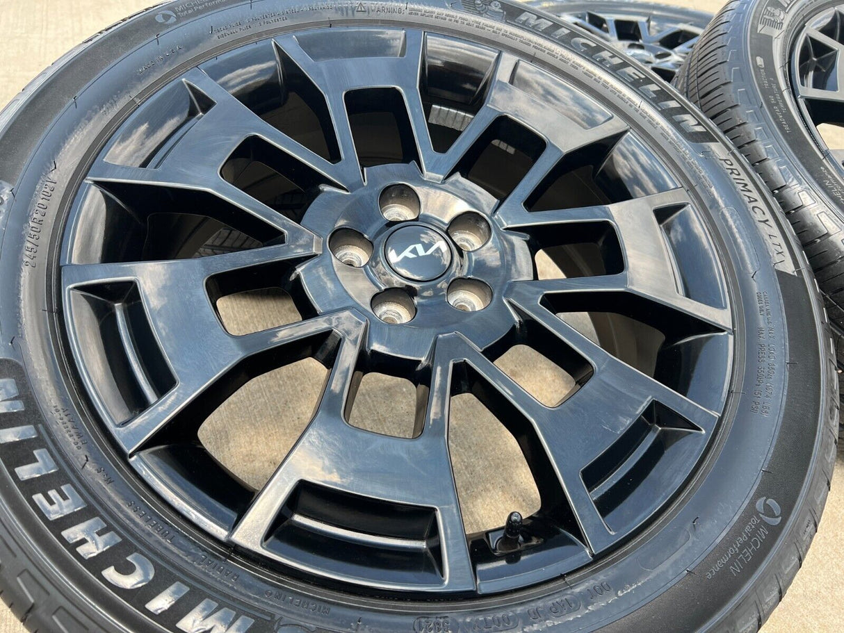 20" Kia Telluride Nightshade OEM wheels rims 71000 Sorento Sedona tires Texas Truck Tire