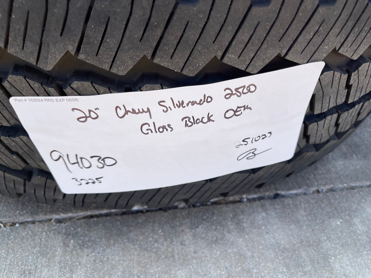 20" Chevy Silverado Trail Boss GMC AT4 2500 OEM 94030 wheels rims NEW A/T Texas Truck Tire