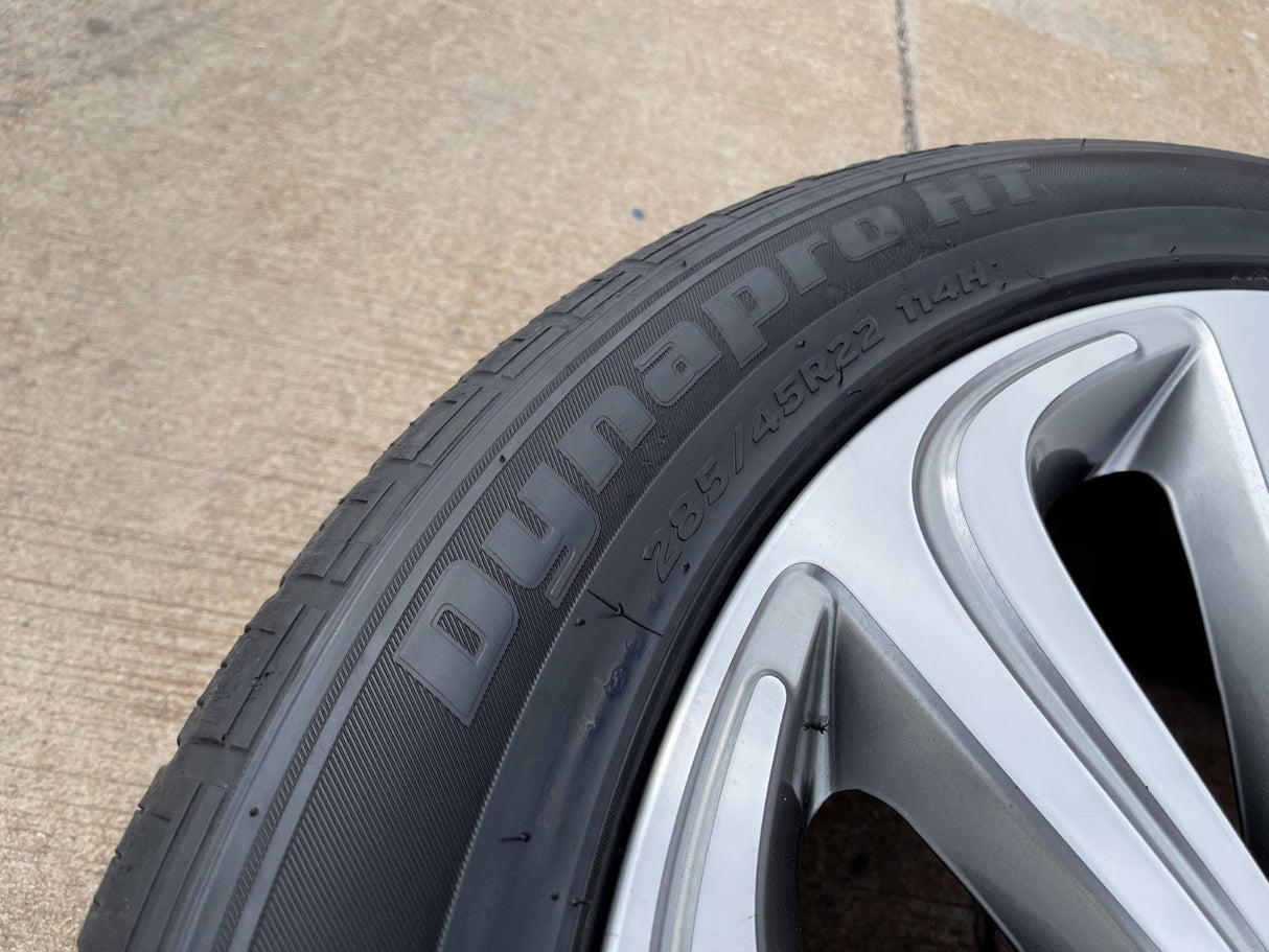 (1) 22" Lincoln Navigator BLACK LABEL OEM 10497 rim wheel 2022 2023 2024 HANKOOK Texas Truck Tire