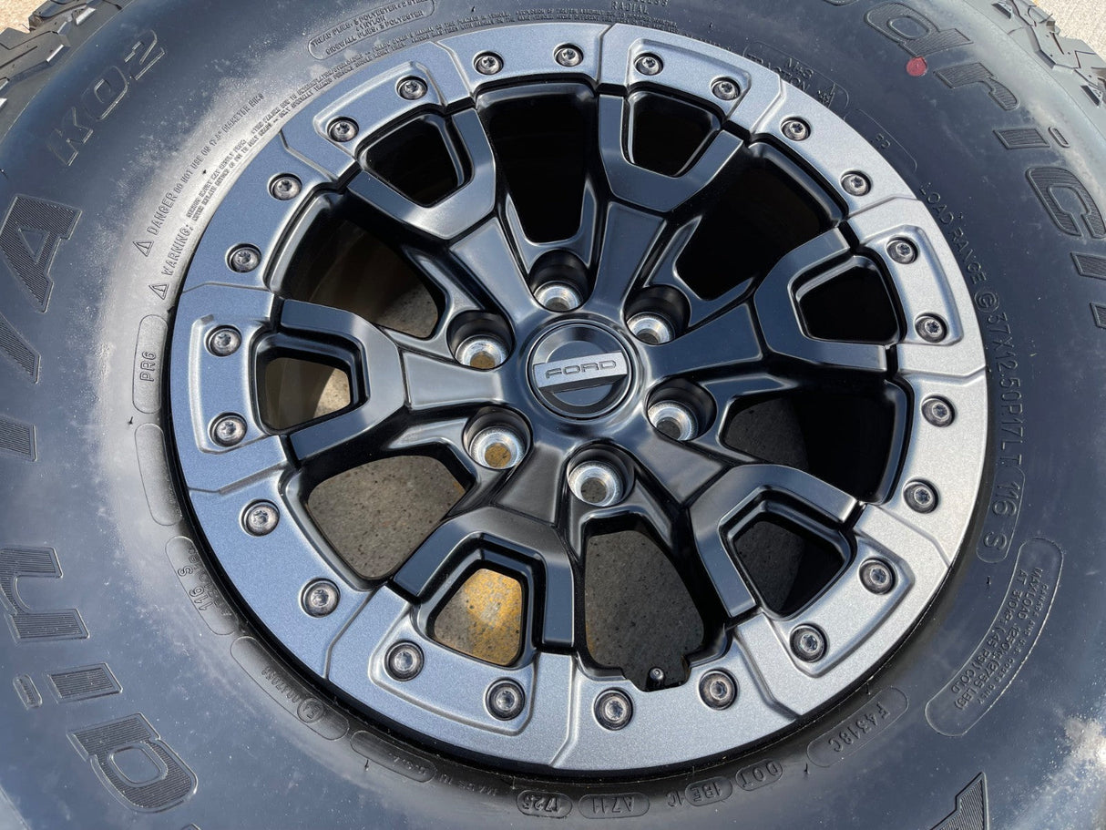 17" Ford F-150 Raptor Bronco R OEM BEADLOCK 51222 rim wheel 2025 2026 NEW 37" Texas Truck Tire