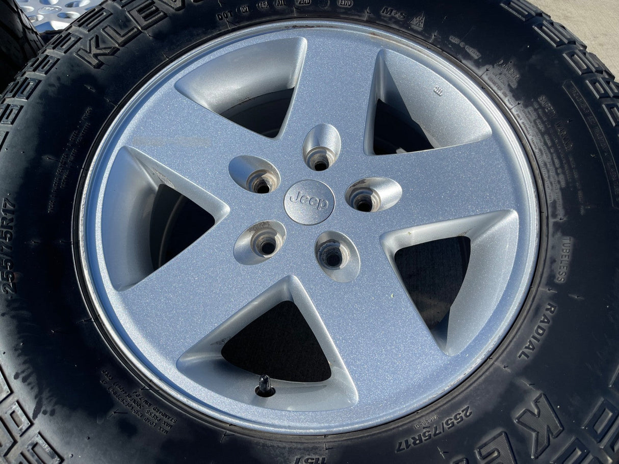17" Jeep Gladiator OEM wheels rims 9074 Wrangler Kenda Klever A/T Texas Truck Tire