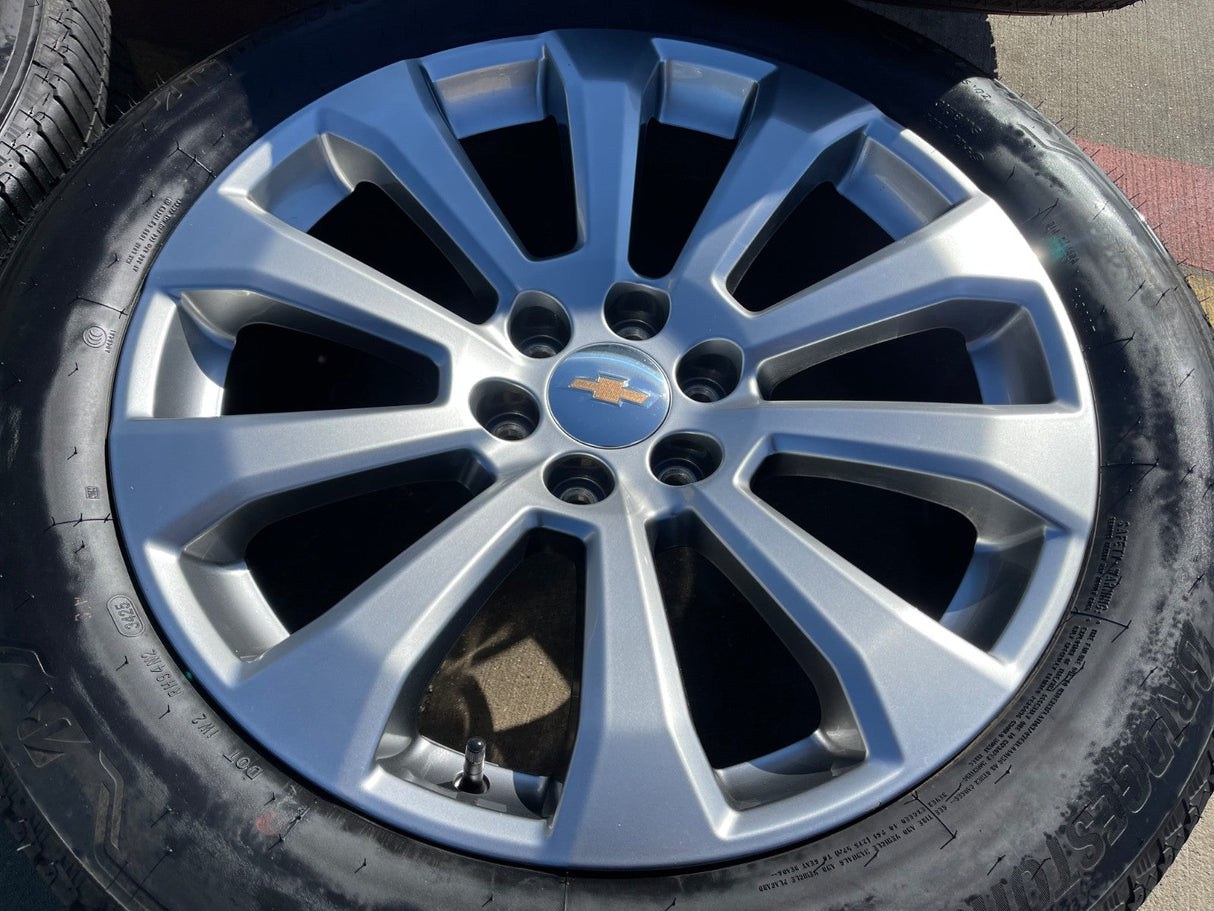 22" Chevy Silverado High Country OEM 5922 wheels rims Tahoe 2024 2025 2026 NEW Texas Truck Tire