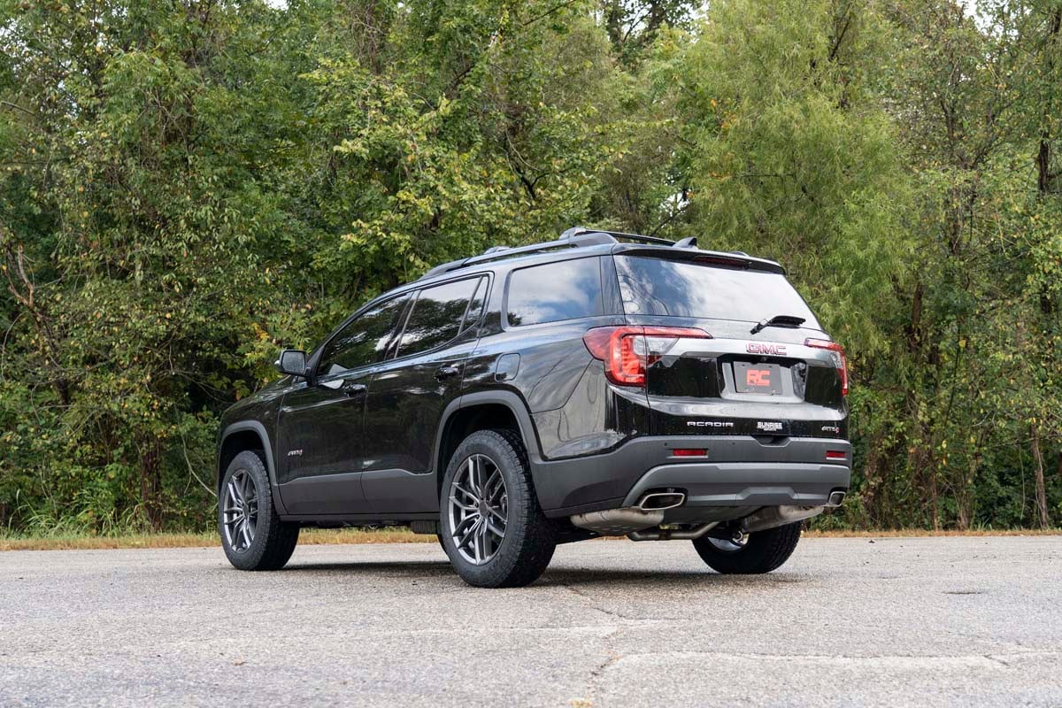 Rough Country 1.5 Inch Lift Kit GMC Acadia 2WD/4WD 2017-2023 110031A