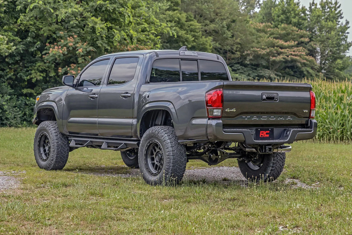 Rough Country 3.5 Inch Lift Kit Toyota Tacoma 2WD/4WD 2005-2023 74232