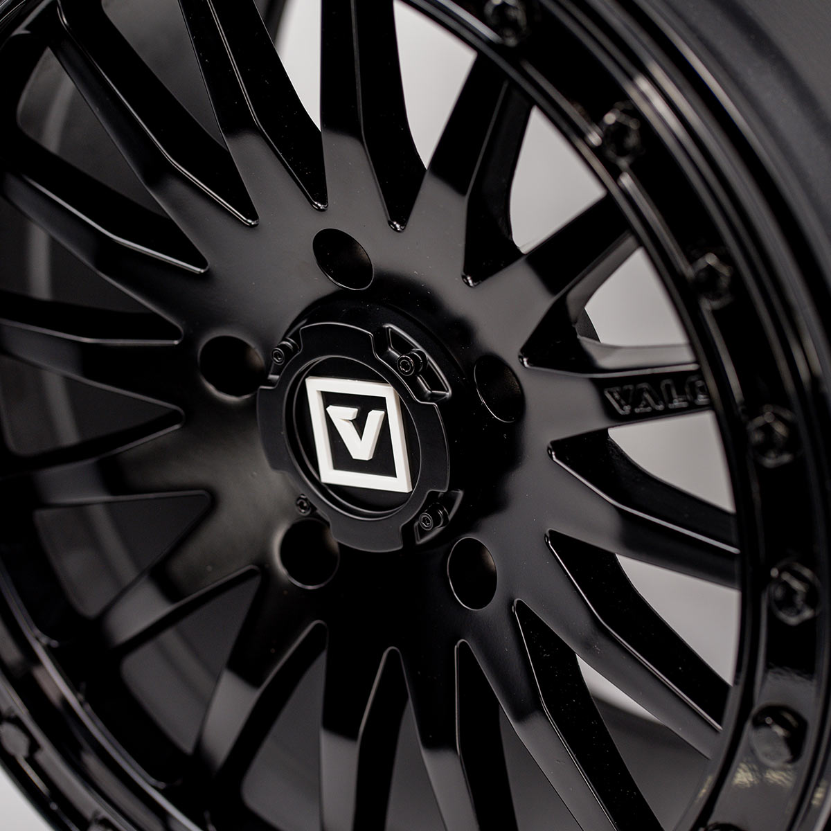 V06 Satin Black UTV Beadlock