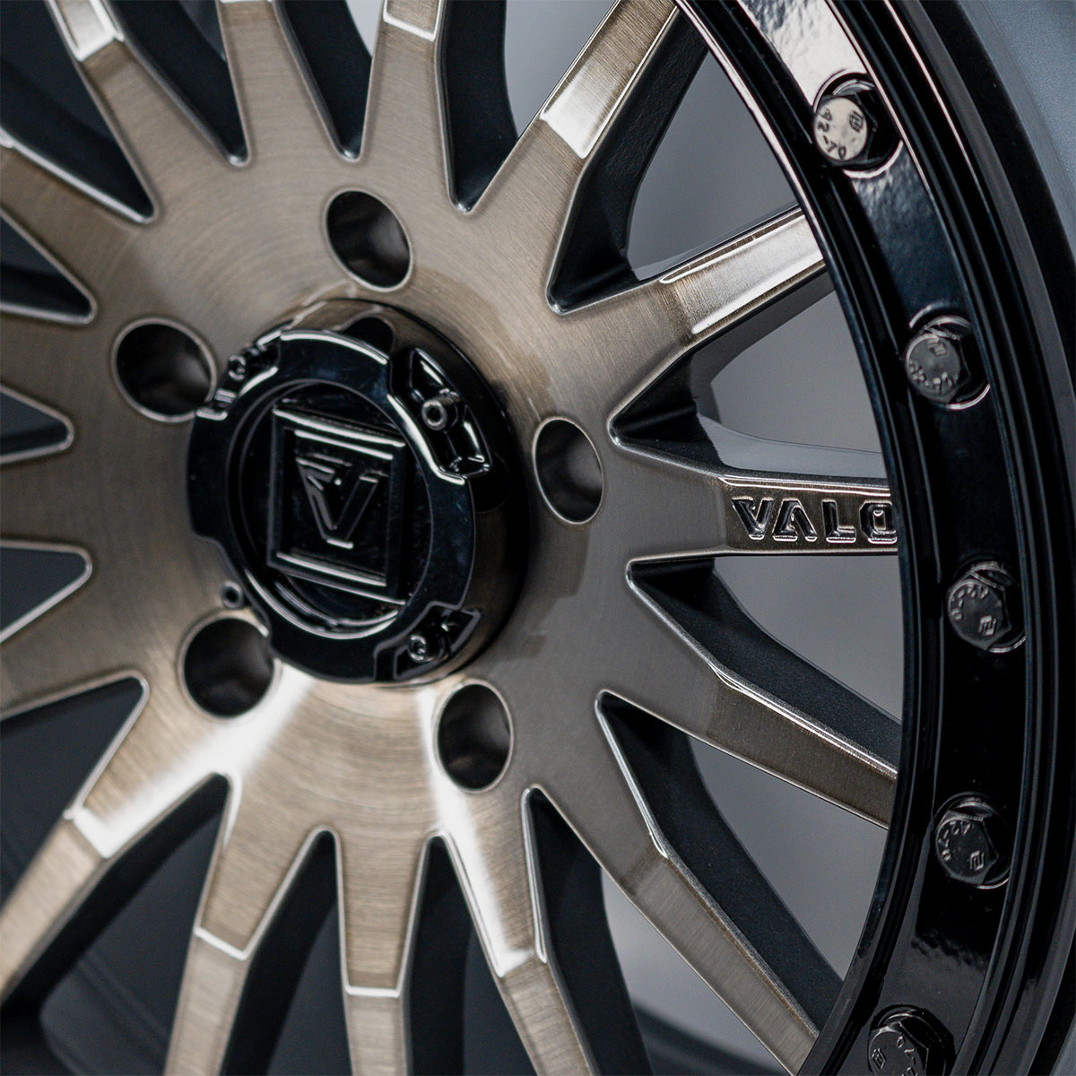 V06 Brushed Gunmetal UTV Beadlock
