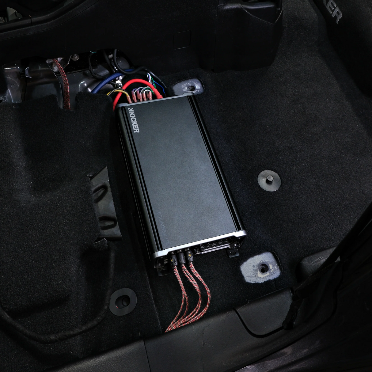 Kicker Complete Plug & Play 4-Channel Amp Kit Bundle | '18- '23 JL Wrangler/ '20- '23 JT Gladiator