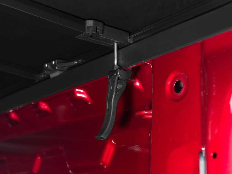 Couvre-caisse pliable en trois parties Tonno Pro 05-15 pour Toyota Tacoma 5 pieds Fleetside Tonno