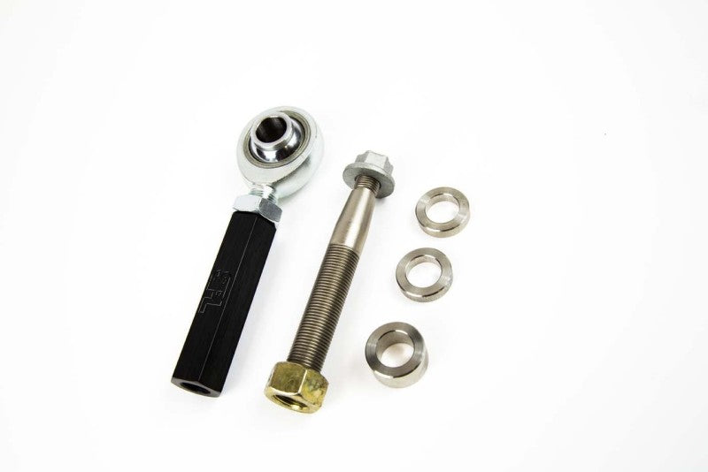 Embouts de biellette de direction extérieurs arrière SPL Parts 97-13 Chevrolet Corvette (C5/C6)