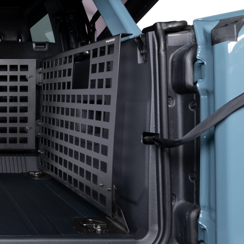 Panneau latéral passager Putco 21-22 Ford Bronco Molle