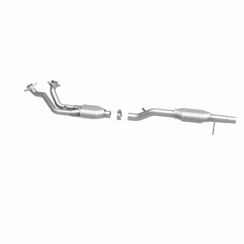 MagnaFlow Conv DF 87-93 Ford Bronco 4,9 L / 87-95 F-150/F-250 (sans SD)/F-350 (sans SD) PU 4,9 L (CA)