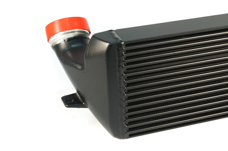 Refroidisseur intermédiaire à barre/plaque étagé hautes performances CSF 04-13 pour BMW 335i/xi (E90/E91/E92/E93) - Noir