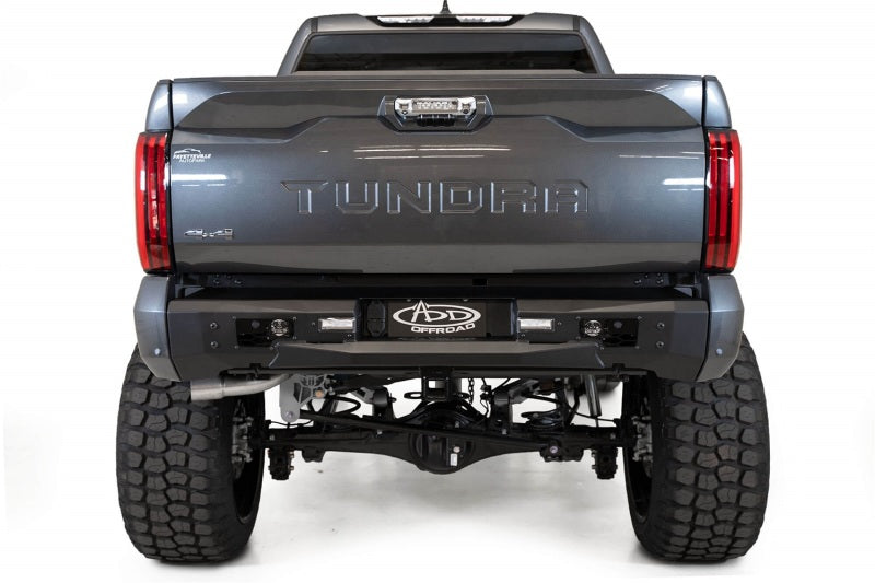 Pare-chocs arrière de treuil pour Toyota Tundra Stealth Fighter 22-23 de Addictive Desert Designs