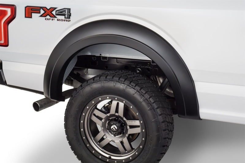 Élargisseurs de garde-boue Bushwacker 15-17 Ford F-150 Styleside Extend-A-Fender Style Flares 4 pièces 67,1/78,9/97,6 po - Noir