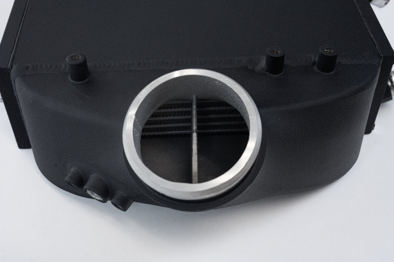Refroidisseur d'air de suralimentation à montage supérieur CSF 2014+ pour BMW M3/M4 (F8X) - Noir froissé