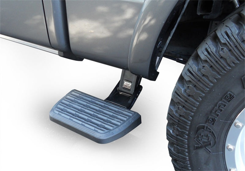 AMP Research 20-24 Chevrolet Silverado 2500/3500HD BedStep2 - Noir