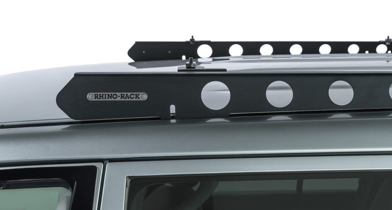 Système de montage de base Rhino-Rack pour Toyota Land Cruiser J100 99-07 à 3 niveaux