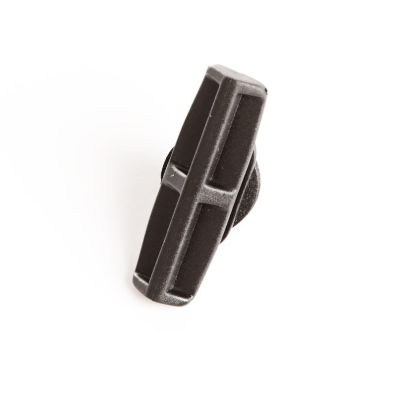 Clip de moulage Omix pour garde-boue intérieur - 02-04 Liberty KJ