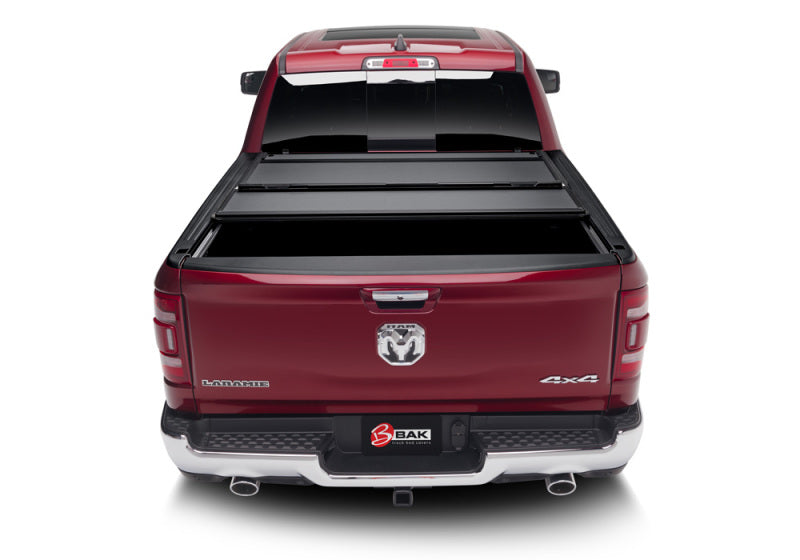 Dodge Ram 1500 BAK 19-20 (nouveau style de carrosserie sans caisse Ram) 6 pieds 4 pouces BAKFlip MX4 finition mate