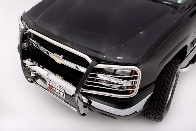 AVS 03-06 Chevy Avalanche (sans quincaillerie de carrosserie) Bouclier de capot Bugflector II à profil haut - Fumée