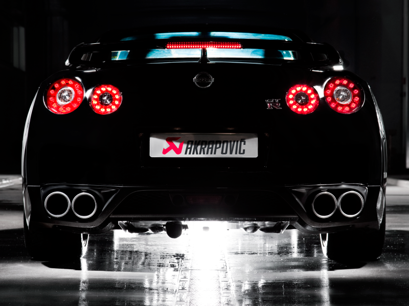 Ligne Slip-On Akrapovic 08-17 Nissan GT-R (Titane) (Embouts requis)