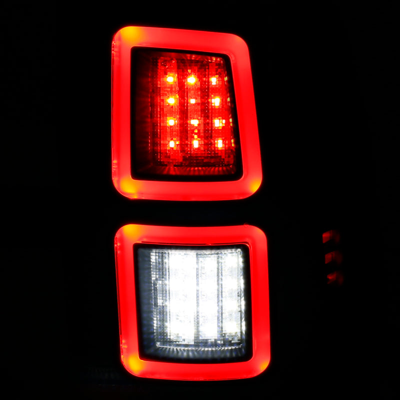 Feux arrière à LED ANZO 13-17 Dodge Ram 1500/2500/3500 Fumés