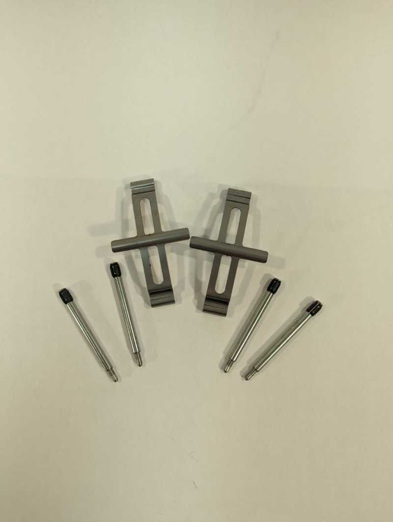 Kit de goupilles de retenue de plaquette arrière Alcon 2018+ Jeep Wrangler JL (pour PN PNS0084X703S.4)