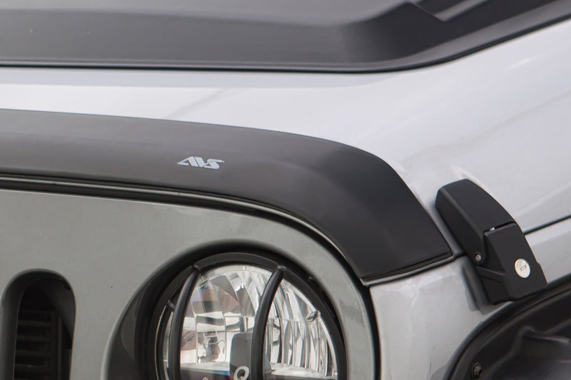 Capot de protection à profil bas Aeroskin AVS 2018+ pour Jeep Wrangler (JL) 2 portes/4 portes - Noir mat