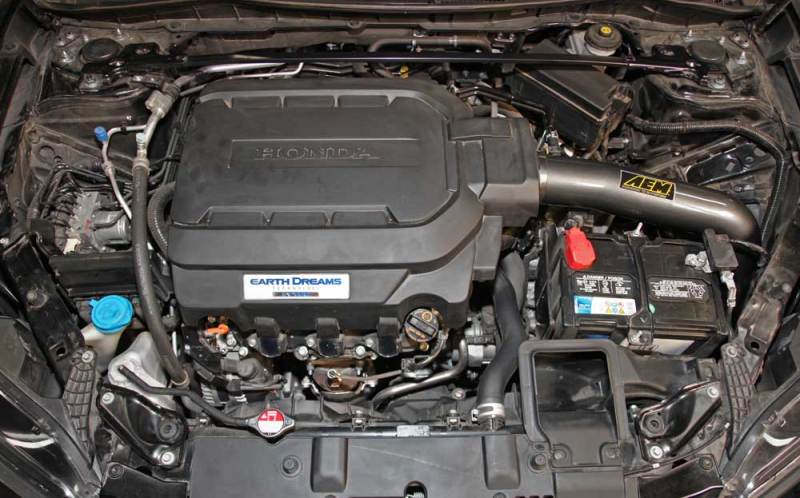 Prise d'air froid AEM 13-15 Honda Accord 3.5L V6