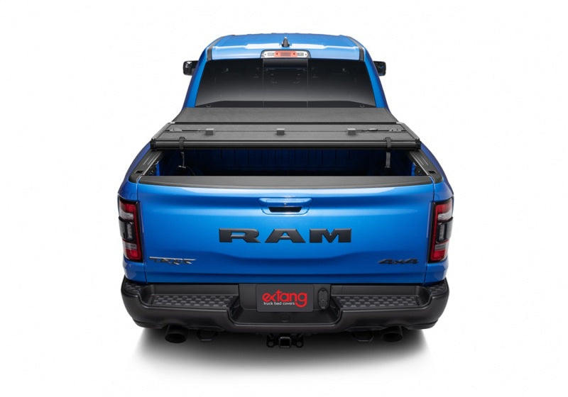 Extang 19-22 Dodge Ram (caisse de 5 pi 7 po) ALX à plateau repliable