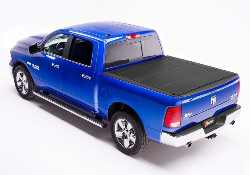 Dodge Ram 1500 BAK 09-18 (Classic 19-20 uniquement) 5 pieds 7 pouces (avec boîte Ram) BAKFlip MX4 finition mate