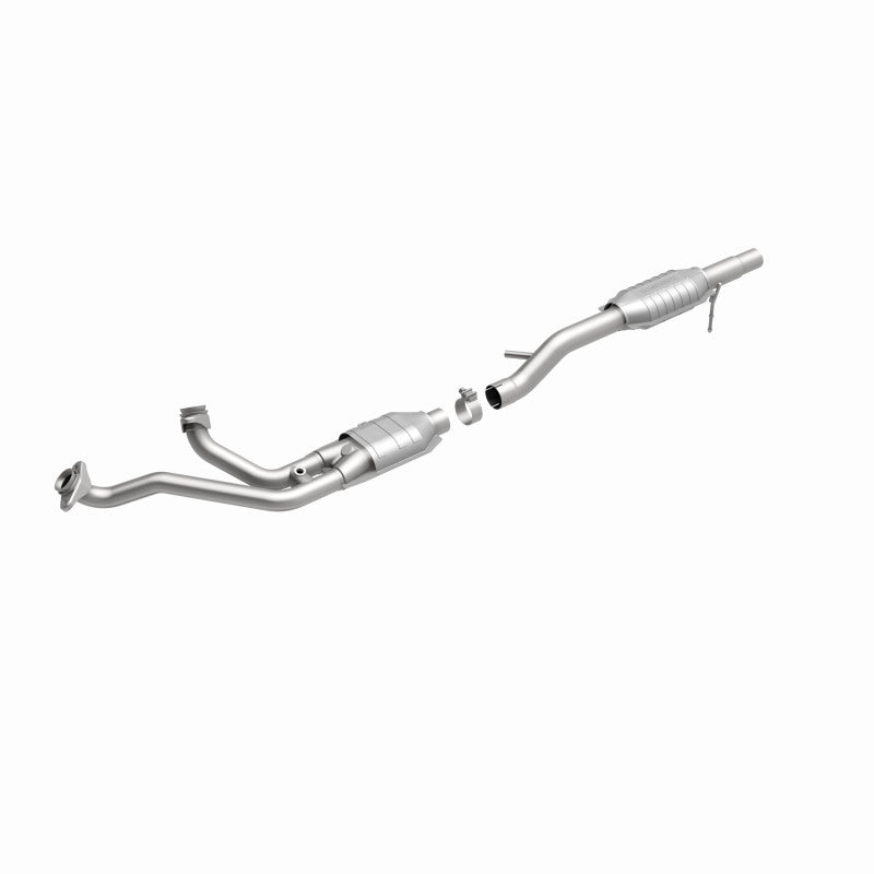 MagnaFlow Conv DF 87-93 Ford Bronco 4,9 L / 87-95 F-150/F-250 (sans SD)/F-350 (sans SD) PU 4,9 L (CA)