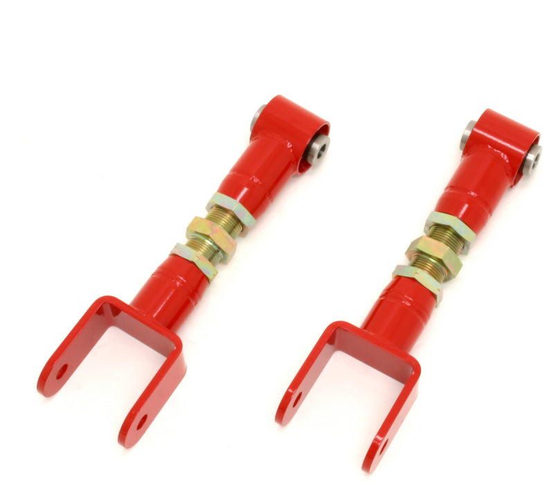 Bras de suspension supérieurs BMR 79-04 Fox Mustang réglables sur véhicule avec roulements sphériques - Rouge
