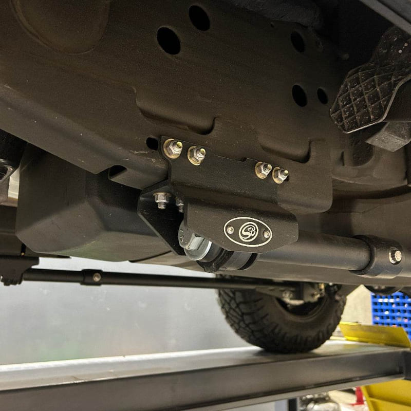 Under Frame Traction Bar Mount Kit S&B