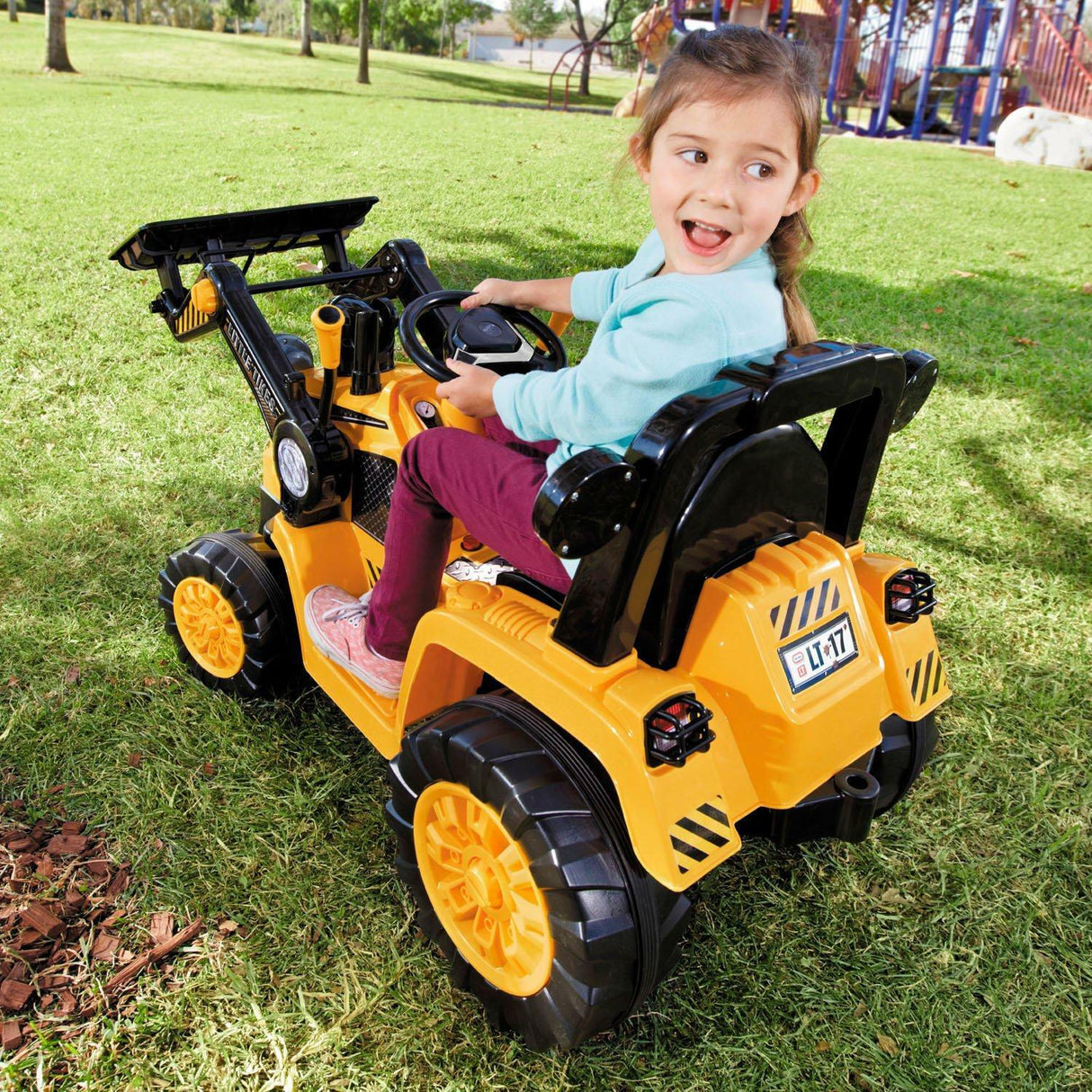 12V Electric Excavator Digger Scooper Ride-On Toy for Kids - Gender-Neutral Design