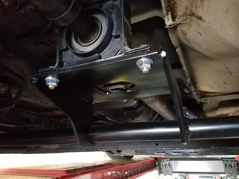 2007-2013 Silverado Sierra Two Piece Drive Shaft Crossmember