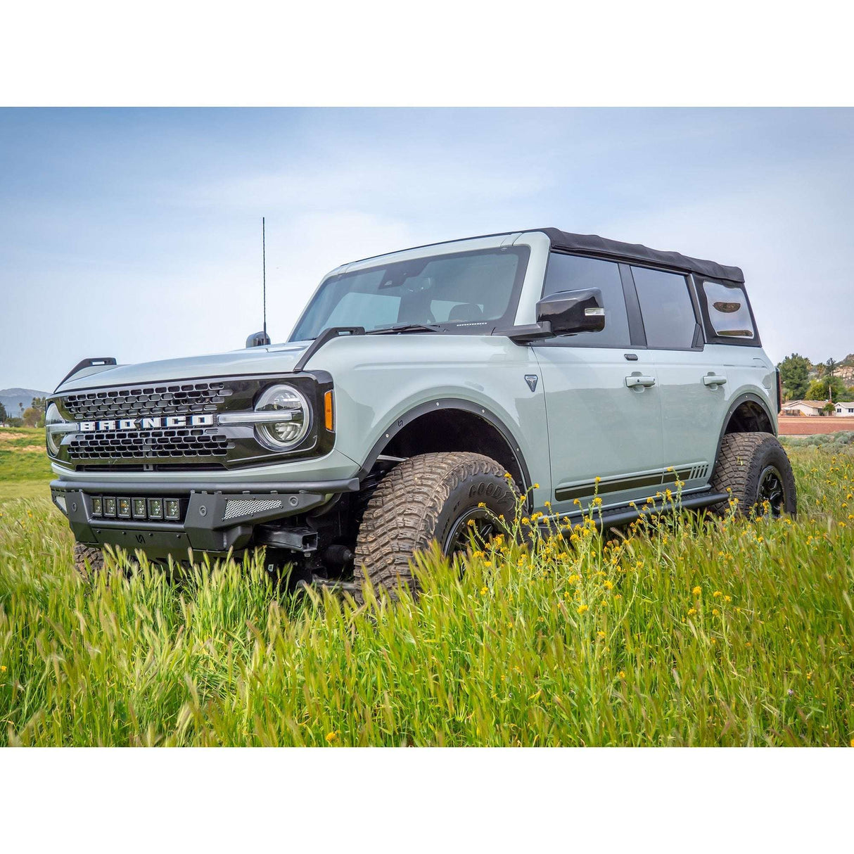 2021-2026 Ford Bronco Baja Tubular Front Bumper & Skid Plate Turn_Offroad