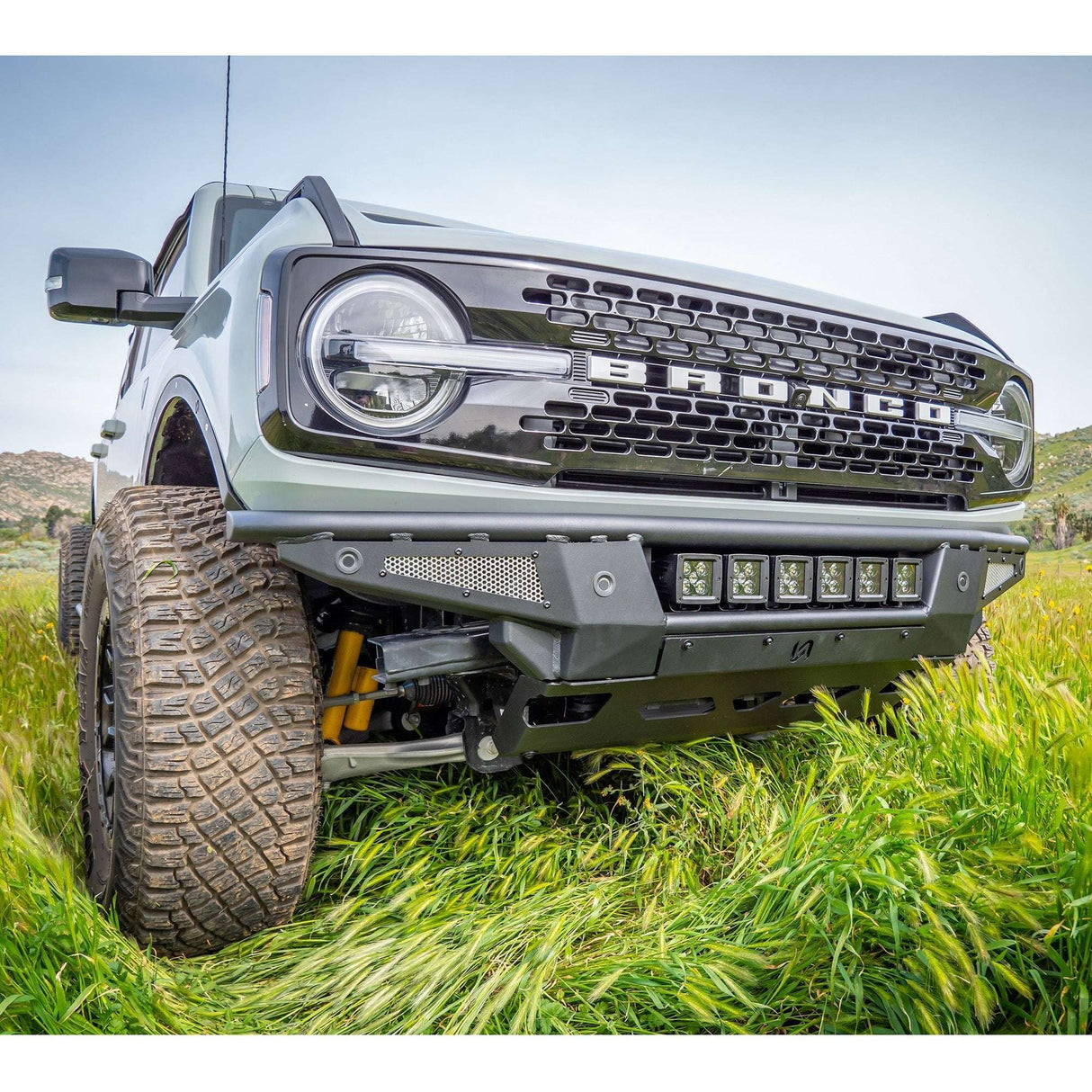2021-2026 Ford Bronco Baja Tubular Front Bumper & Skid Plate Turn_Offroad